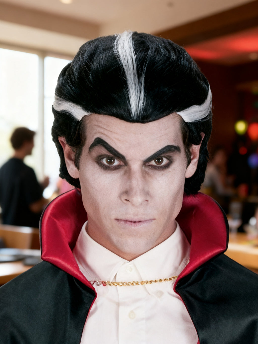 Peluca Corta de Vampiro para Halloween